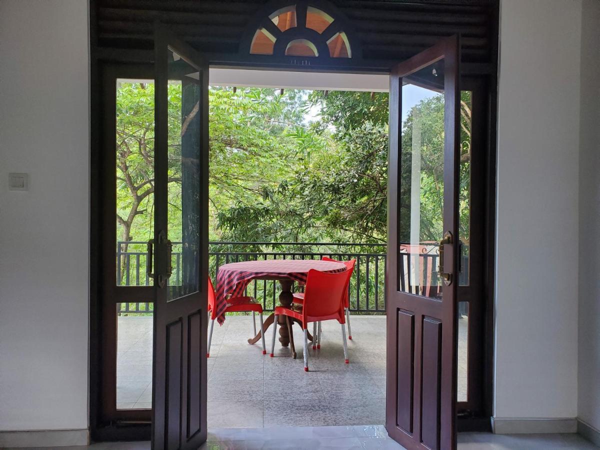 Sigiriya River Side Villa Exterior photo